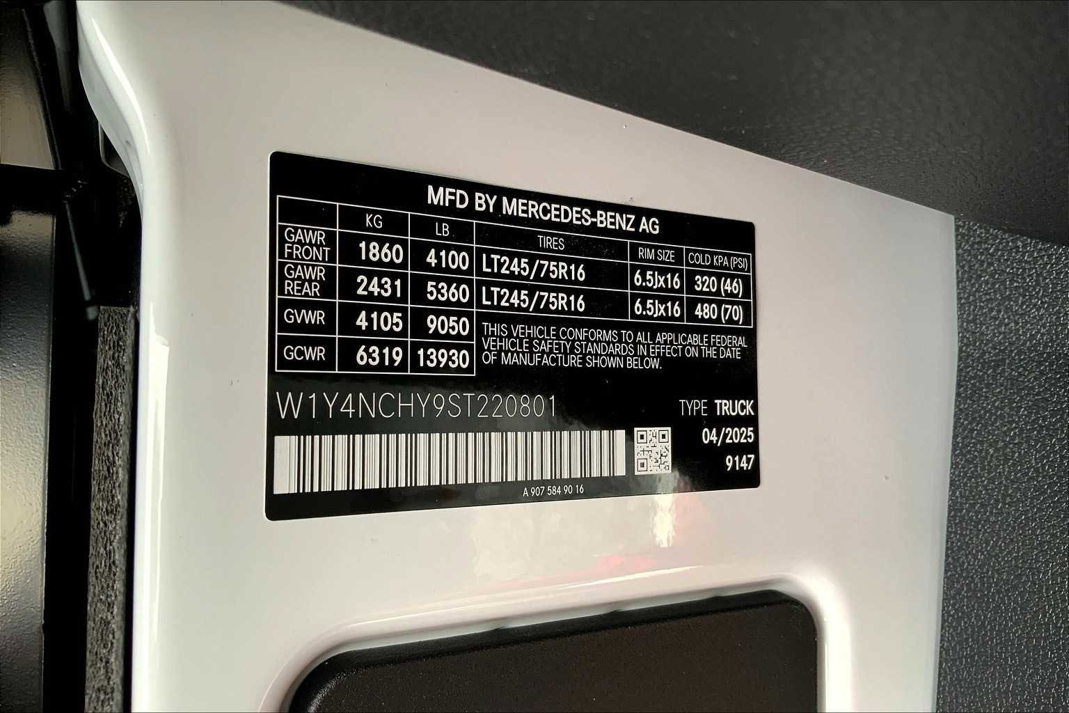 2025 Mercedes-Benz Sprinter Cargo Van Base - Photo 26