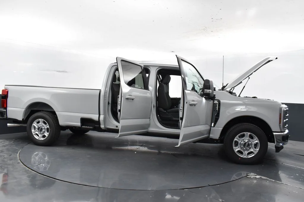 New 2026 White Ford XLT image 42