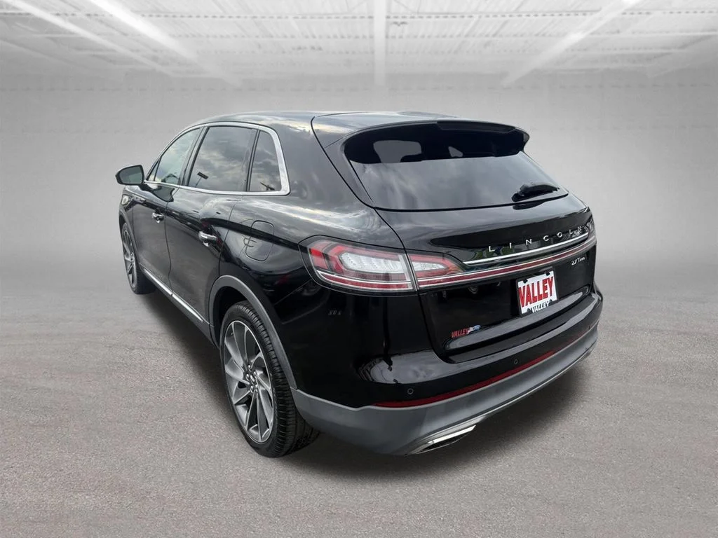 Used 2019 Black Lincoln Reserve image 7