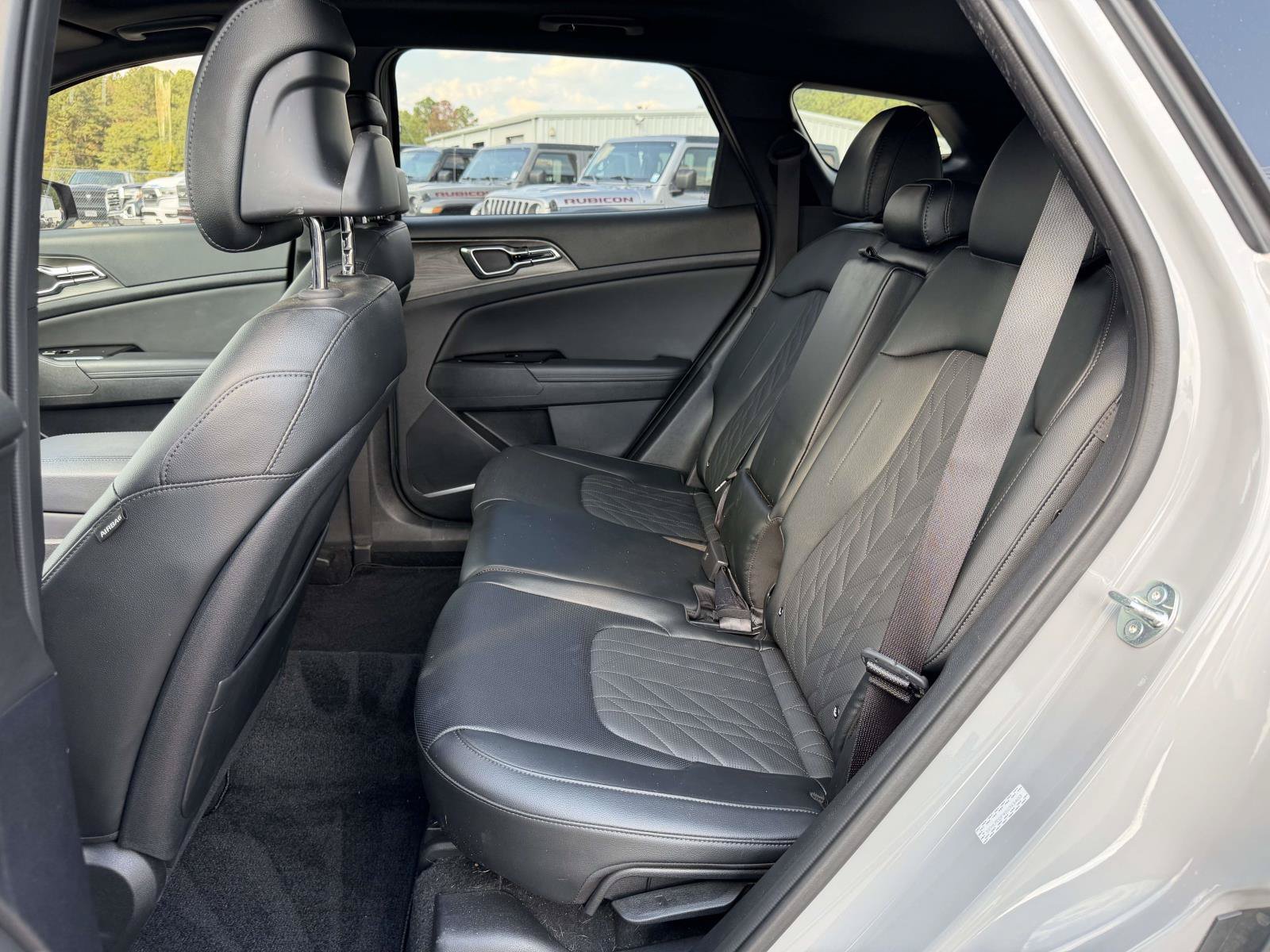Used 2025 Wolf Gray/Ebony Black Roof Kia X-Pro image 31
