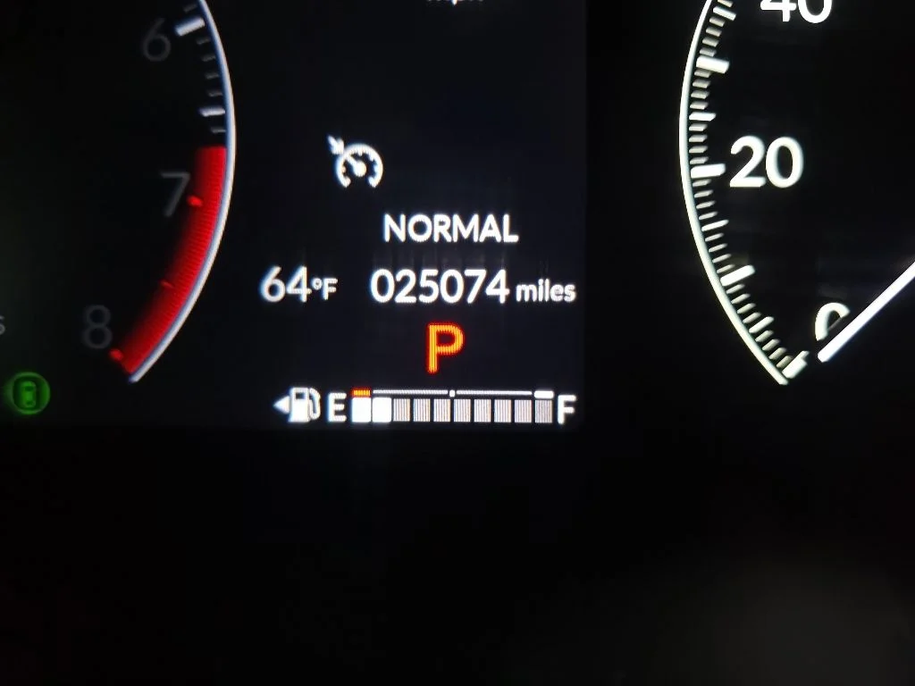 Used 2024 White Honda EX-L image 23