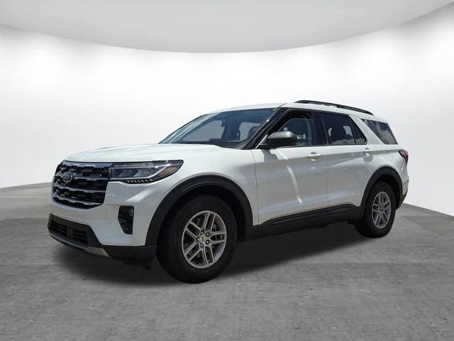 New 2026 Star White Metallic Tri-Coat Ford Active image 32