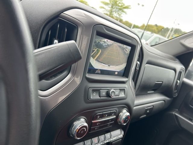 Used 2022 White GMC Pro image 24
