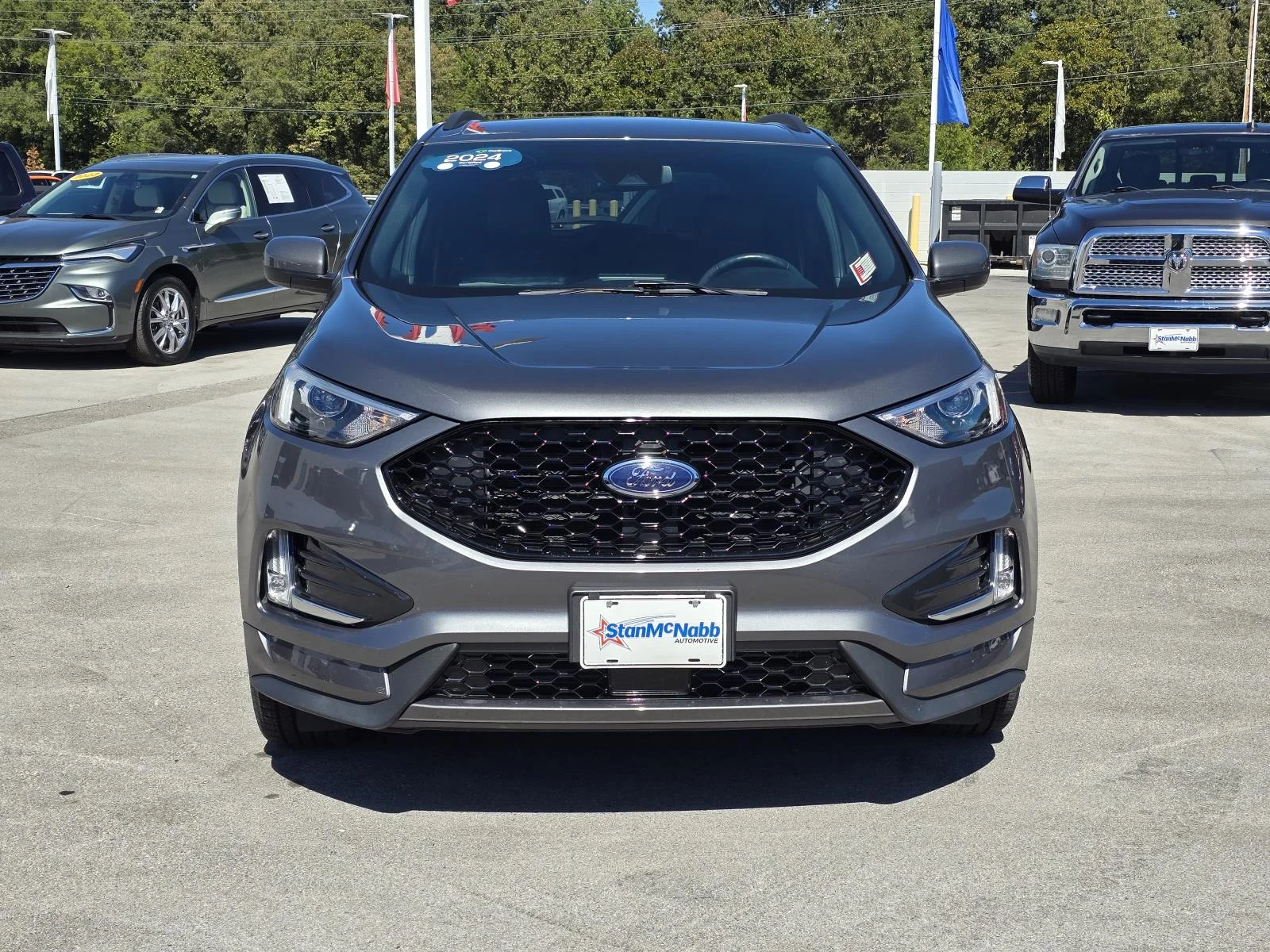 Used 2024 Gray Ford ST-Line image 2