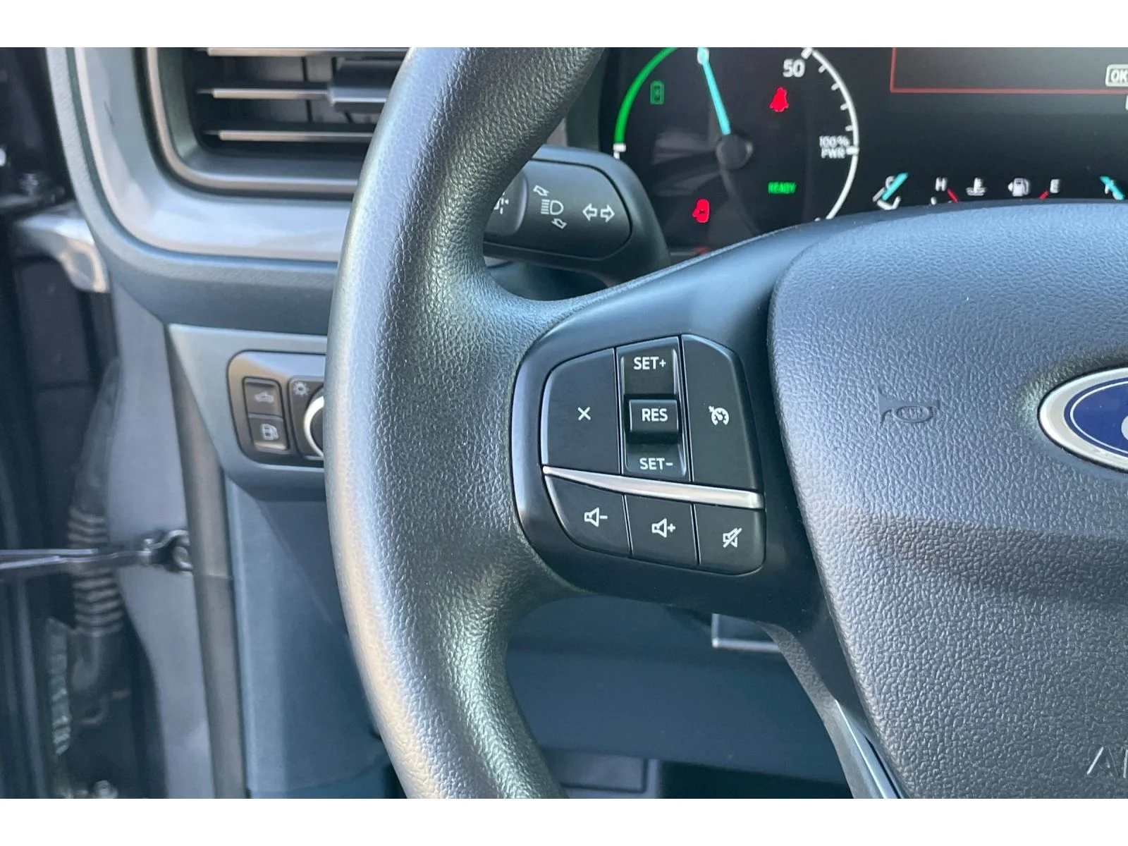 Used 2024 Carbonized Gray Metallic Ford XL image 31