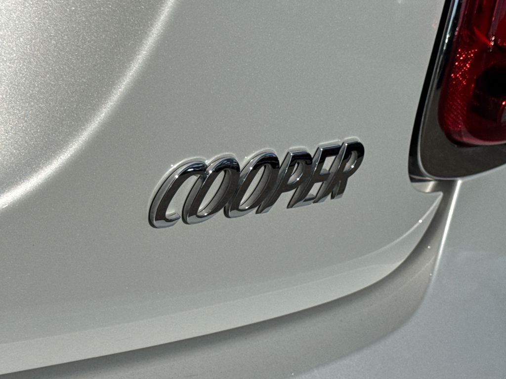Used 2023 Black MINI Base image 10