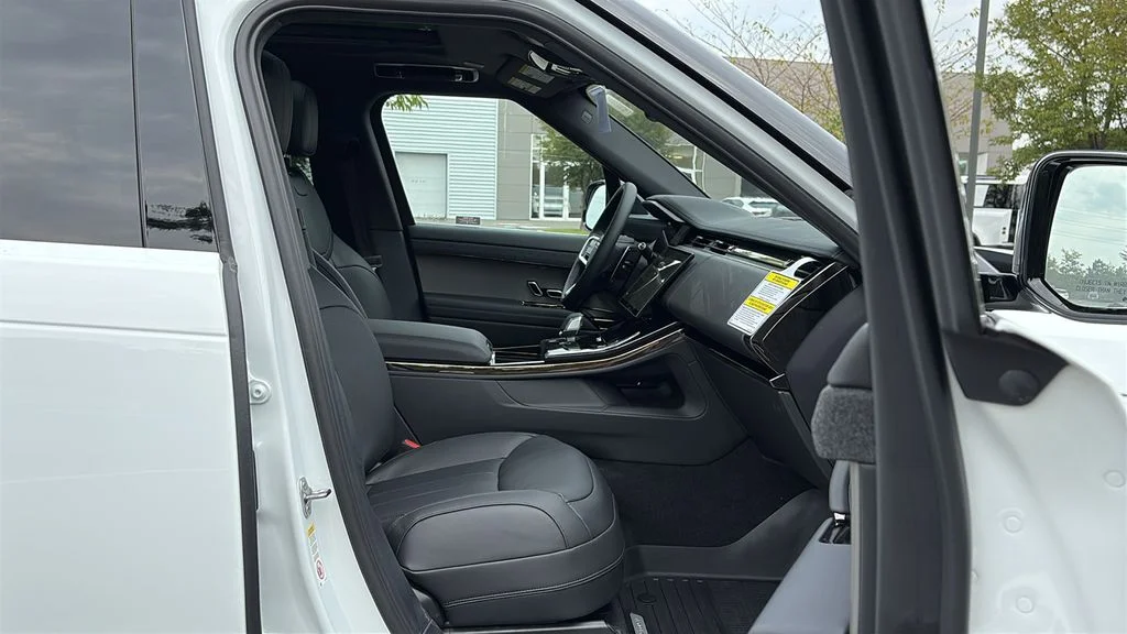 New 2027 White Land Rover SE image 22