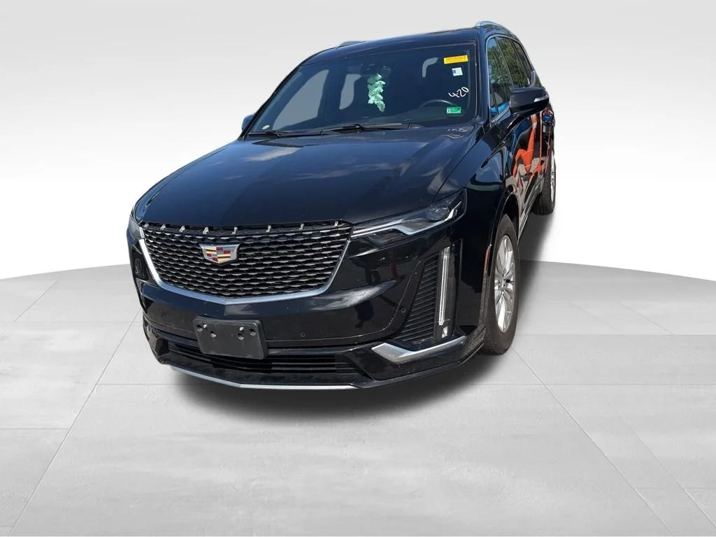 Used 2021 Black Cadillac Luxury image 5