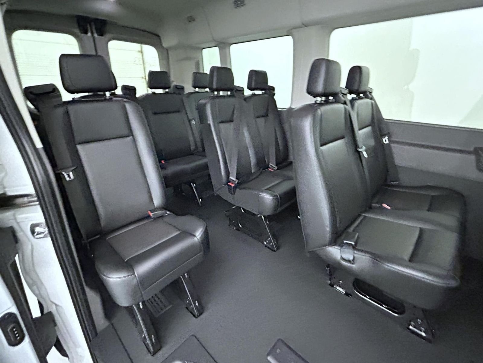 New 2026 Oxford White Ford XL image 18