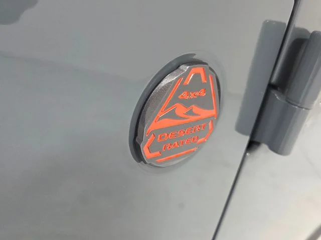 New 2026 Anvil Clearcoat Jeep Mojave image 16
