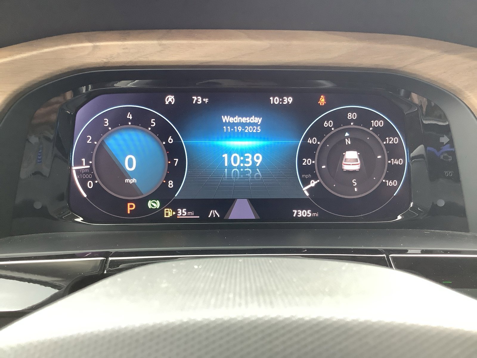 2025 Volkswagen Atlas SE w/Tech - Photo 20