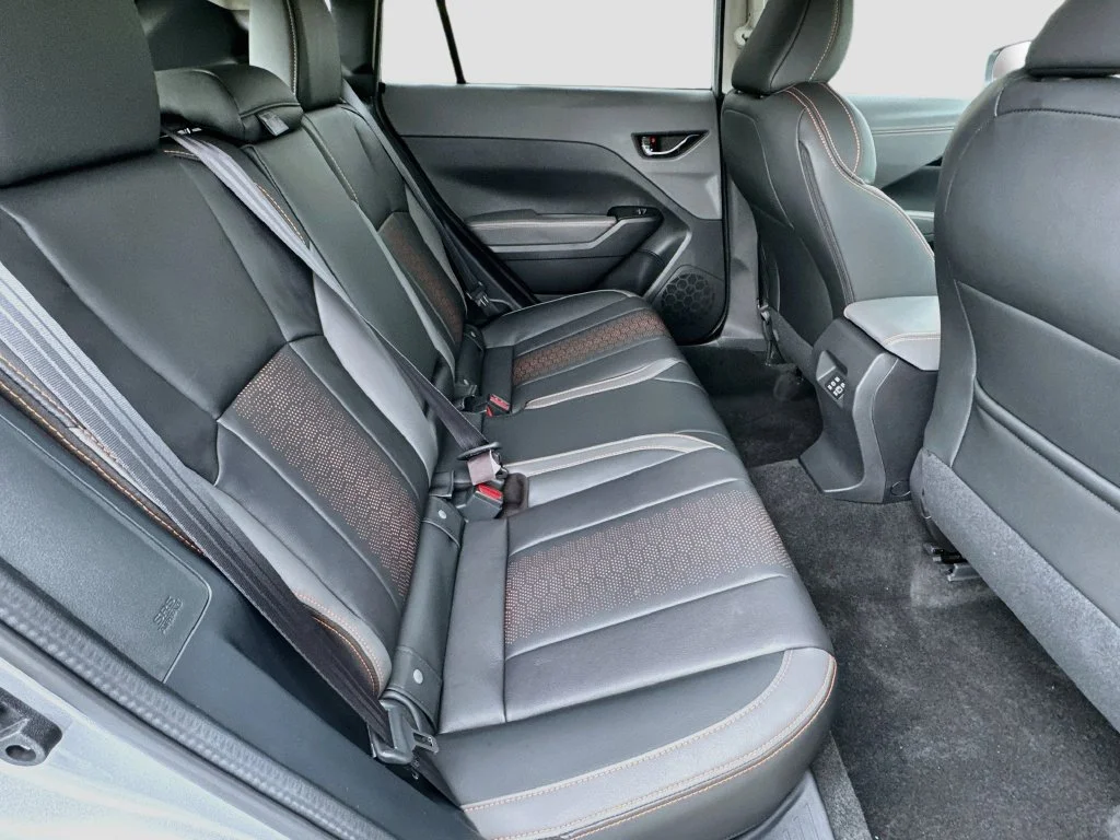 New 2027 Silver Subaru Limited image 32