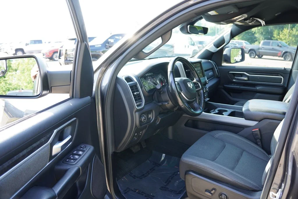 Certified Used 2021 Granite Crystal Metallic Clearcoat Ram Big Horn image 14