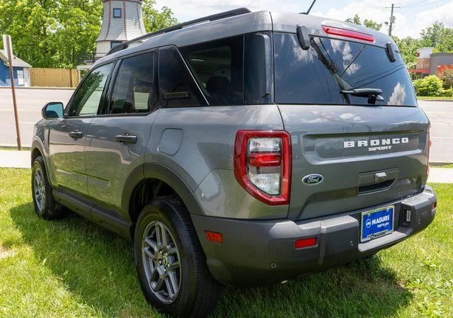 Used 2025 Gray Ford Big Bend image 7