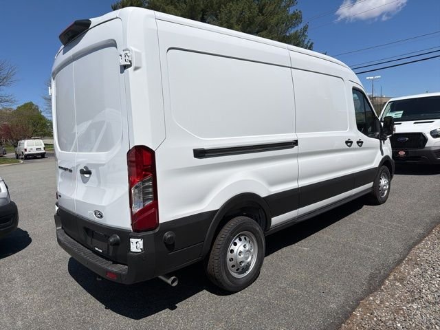 New 2026 Oxford White Ford Cargo Van image 6