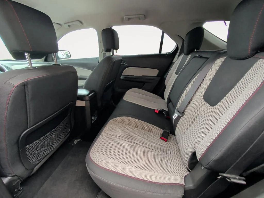 Used 2016 PATRIOT BLUE METALLIC Chevrolet LT image 13