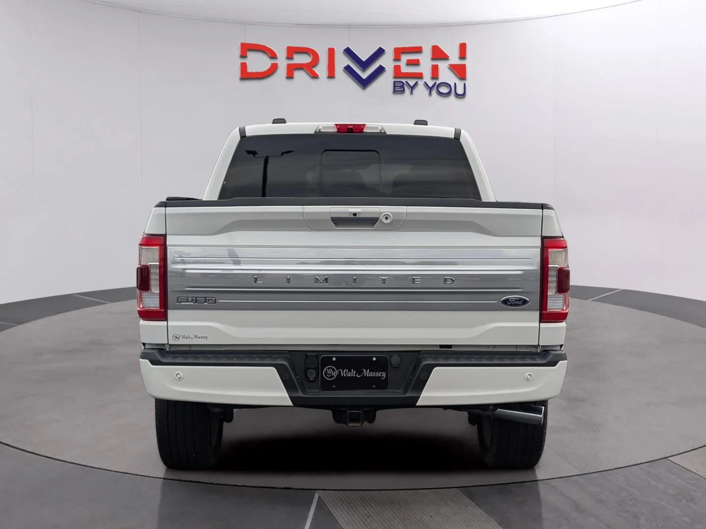 Used 2021 Star White Metallic Tri-Coat Ford Limited image 4
