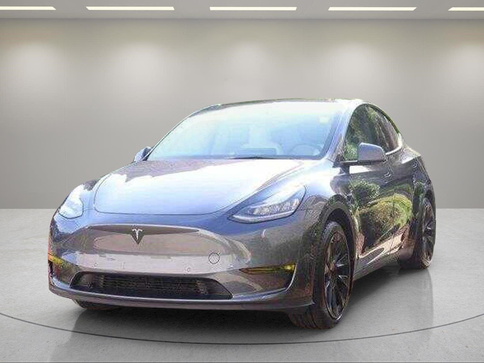 Used 2021 Midnight Silver Metallic Tesla Long Range image 1