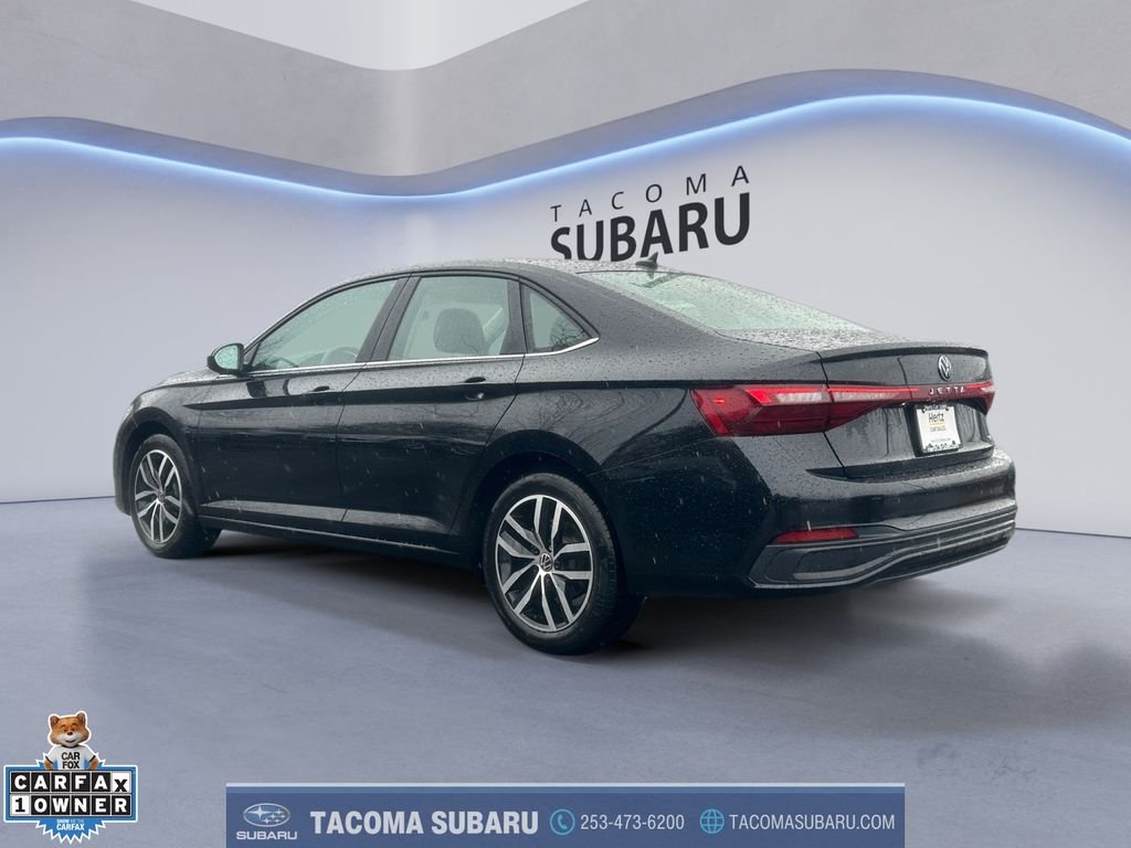 Used 2025  Volkswagen 1.5T SE image 3