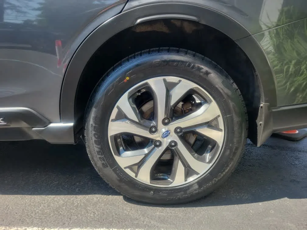 Used 2022 Magnetite Gray Metallic Subaru Limited image 34