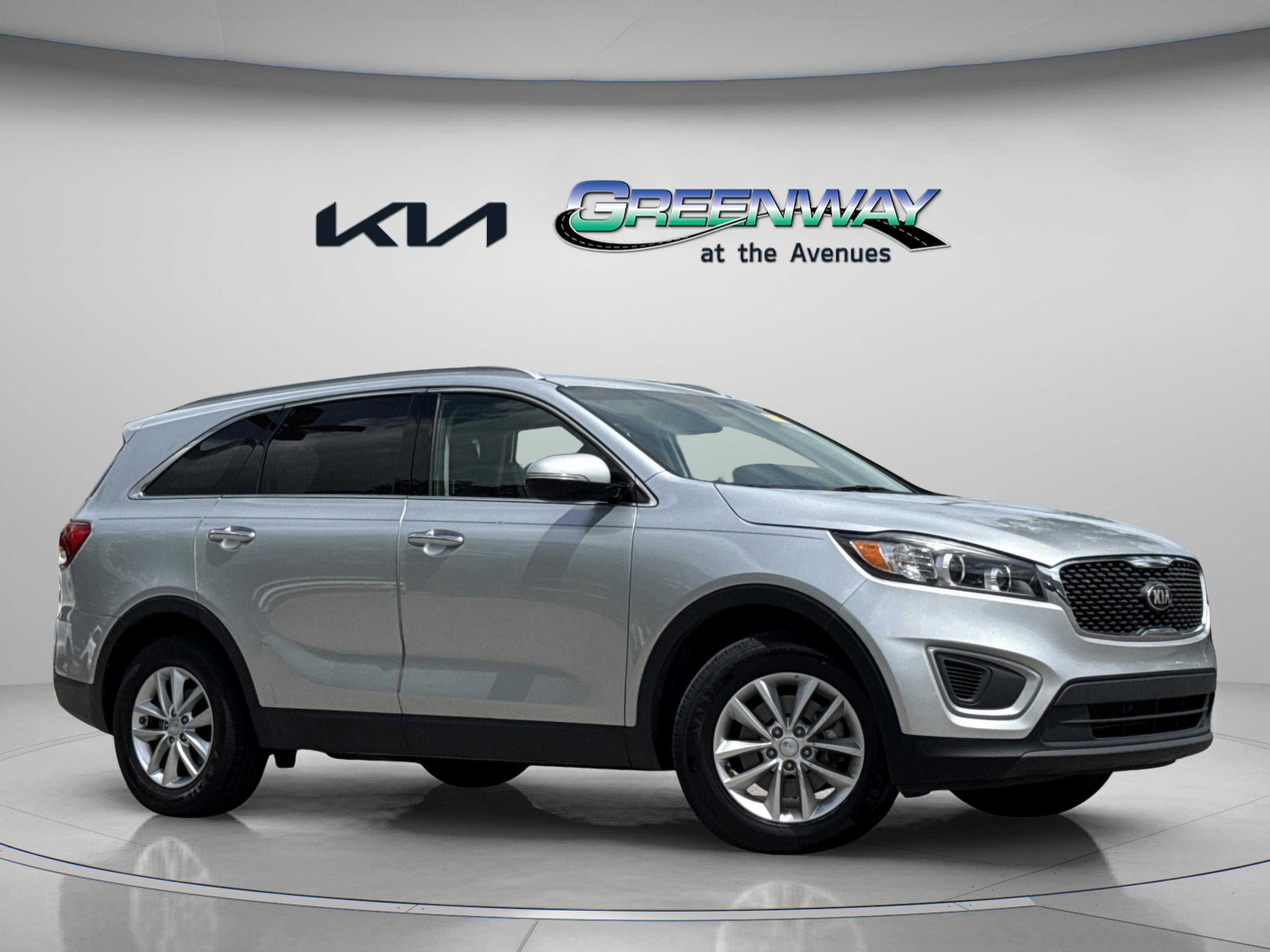 2018 Kia Sorento LX AT's photo