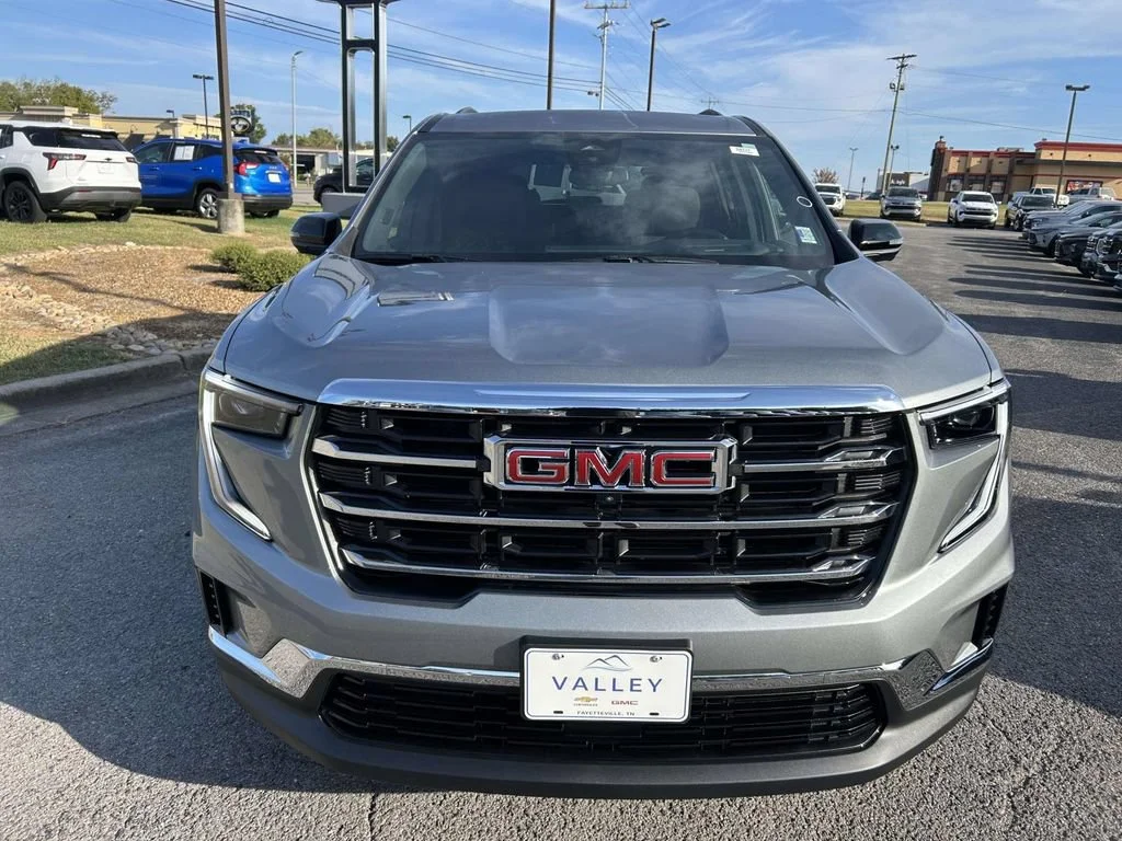 New 2027 Sterling Metallic GMC Elevation image 9