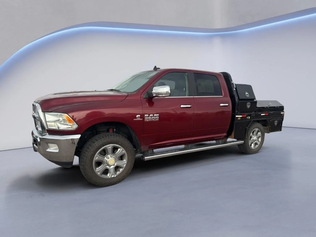 Used 2018 Delmonico Red Pearlcoat Ram Big Horn image 2