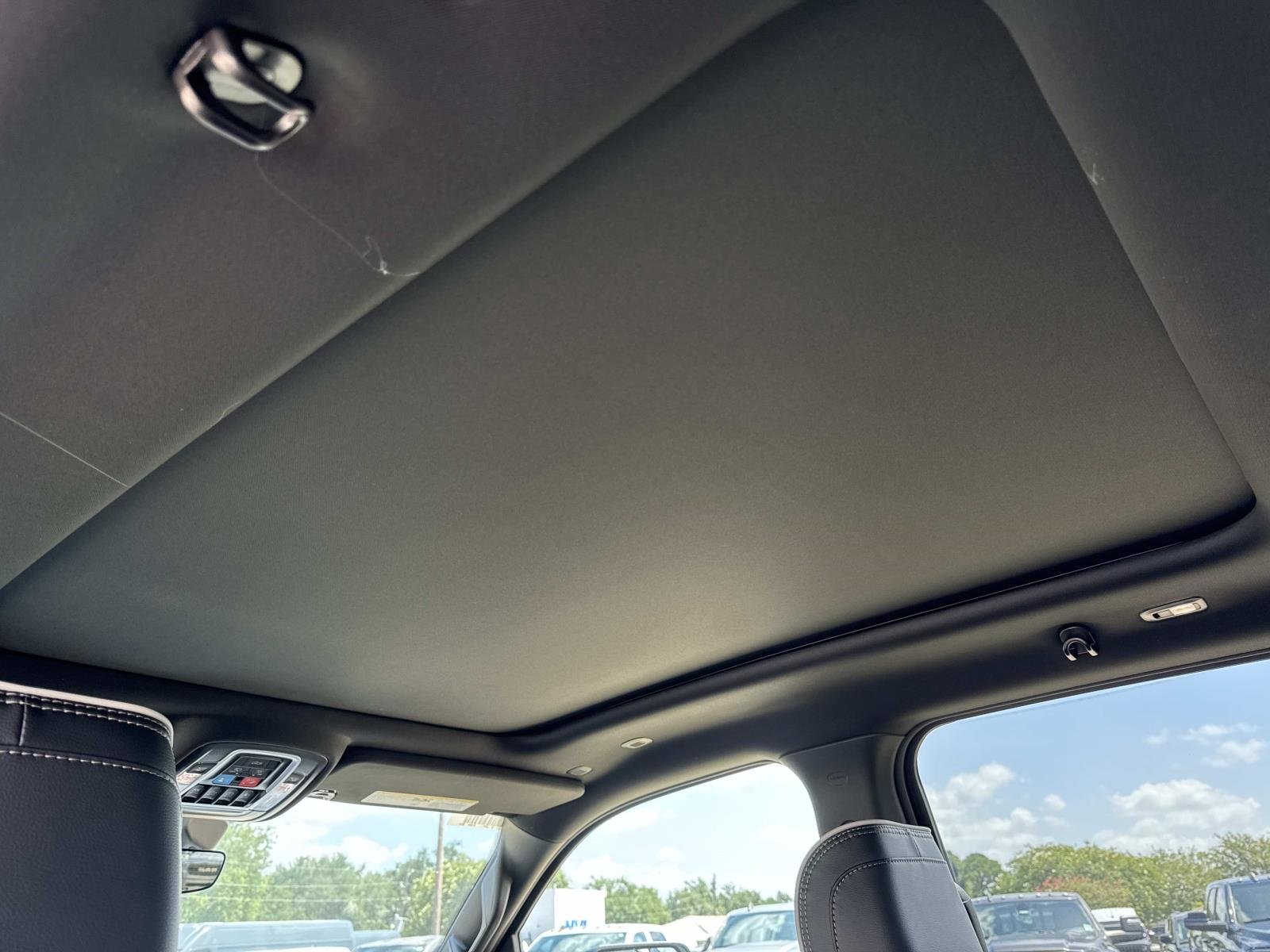 New 2026 Granite Crystal Metallic Clear-Coat Exterior Paint RAM Laramie image 8