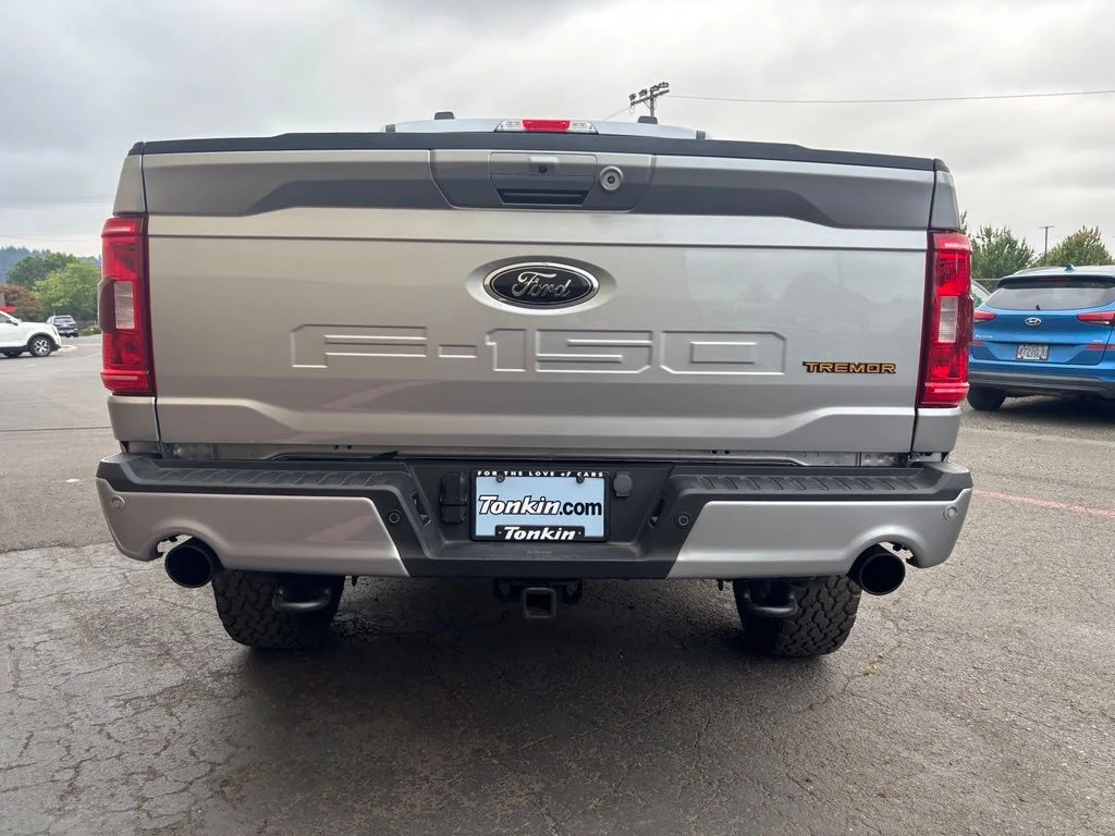 Used 2025 Gray Ford Tremor image 7