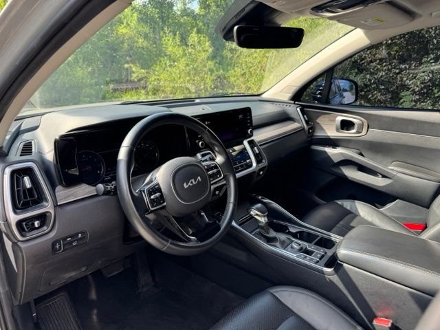 Used 2022 Gray Kia X-Line EX image 9