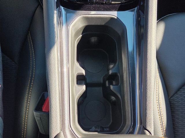 New 2026 Diamond Black Crystal Pearlcoat Jeep Latitude image 19