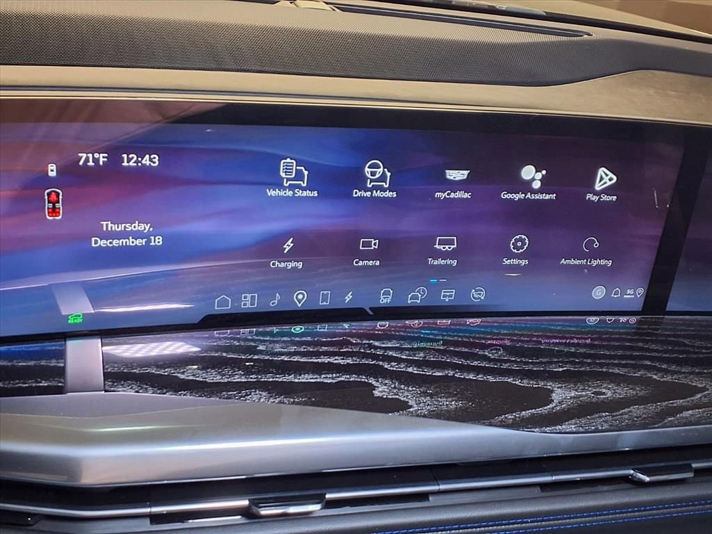 2026 Cadillac Escalade IQL Luxury - Photo 17
