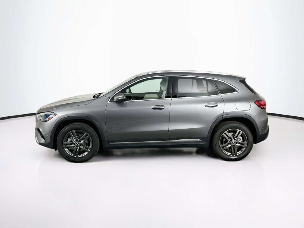 New 2026 Mountain Grey Metallic Mercedes-Benz GLA 250 image 33