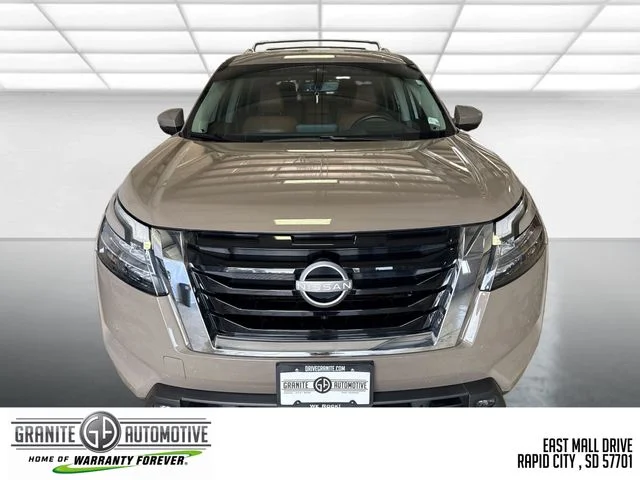 Used 2023 Beige Nissan Platinum image 9