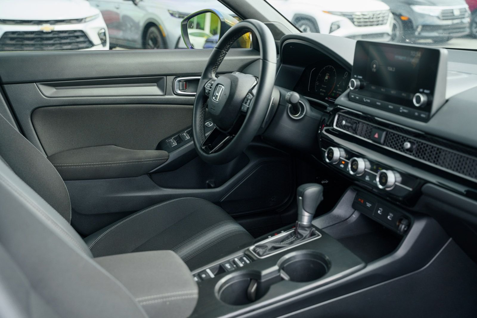 2026 Honda Civic Hatchback Sport - Photo 12