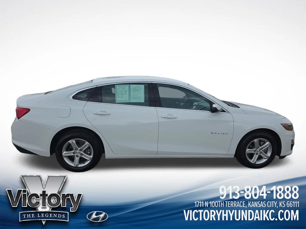Used 2024 White Chevrolet LT image 6