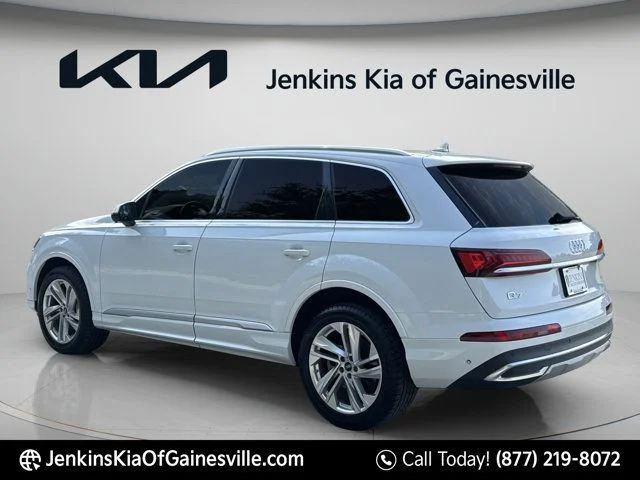 Used 2022  Audi 55 Premium Plus image 5