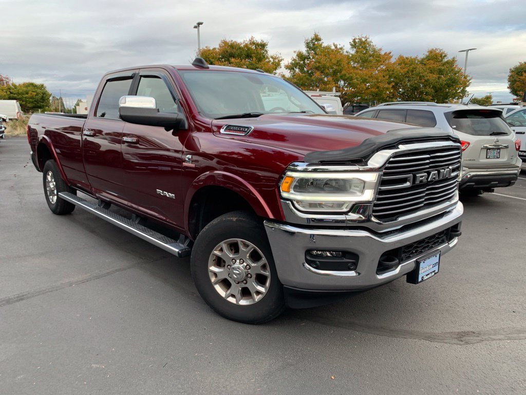Used 2022 Delmonico Red Pearlcoat Ram Laramie image 4
