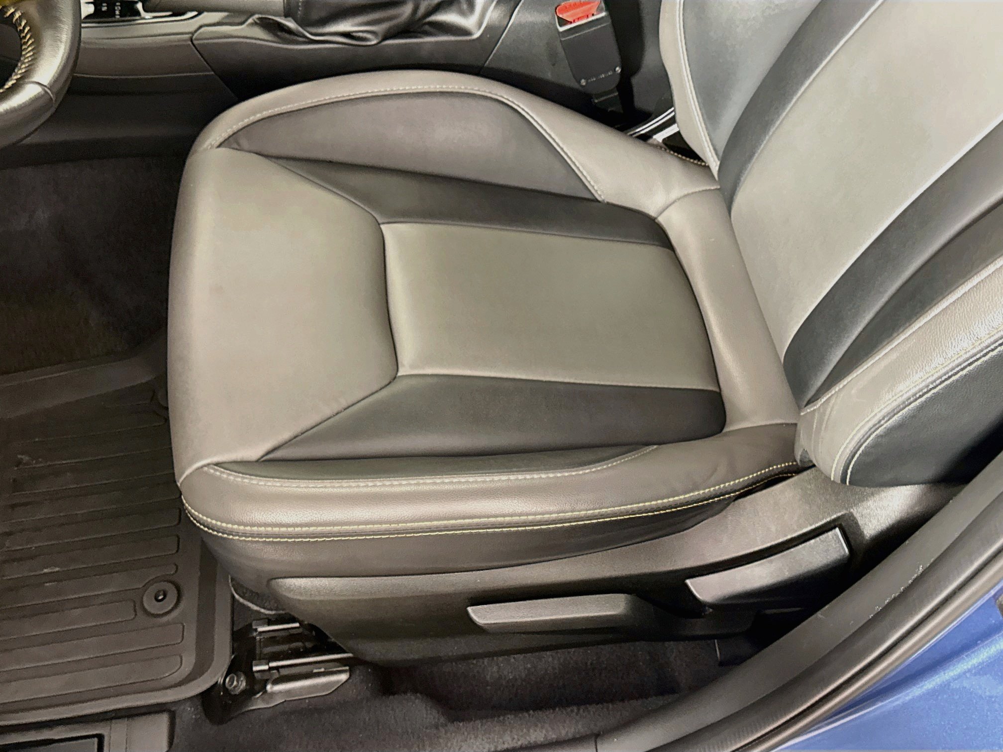Used 2021 Horizon Blue Pearl Subaru Sport image 19