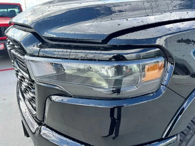 New 2026 Diamond Black Crystal Pearl-Coat Exterior Paint RAM Big Horn/Lone Star image 13