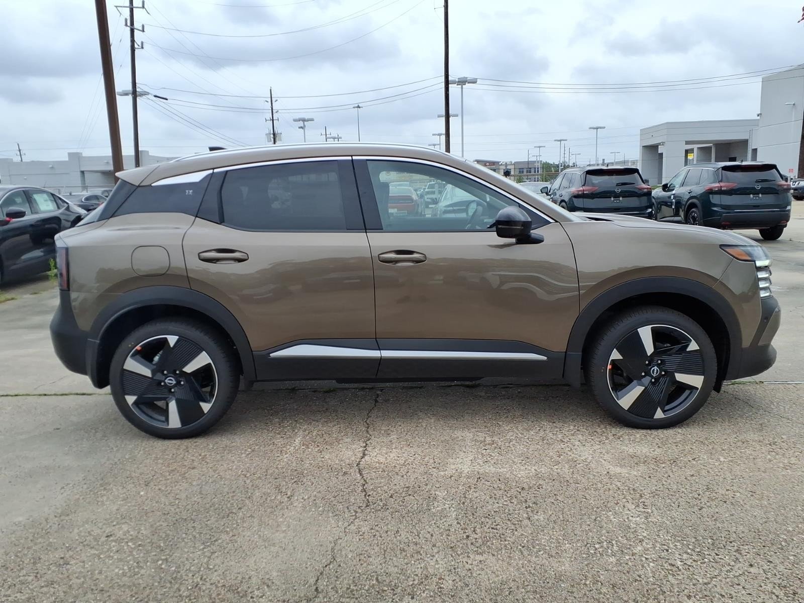 2026 Nissan Kicks SR Brown at Robbins Nissan