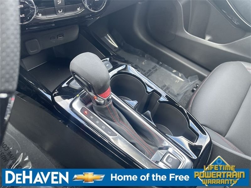 2026 Chevrolet Trax RS - Photo 15