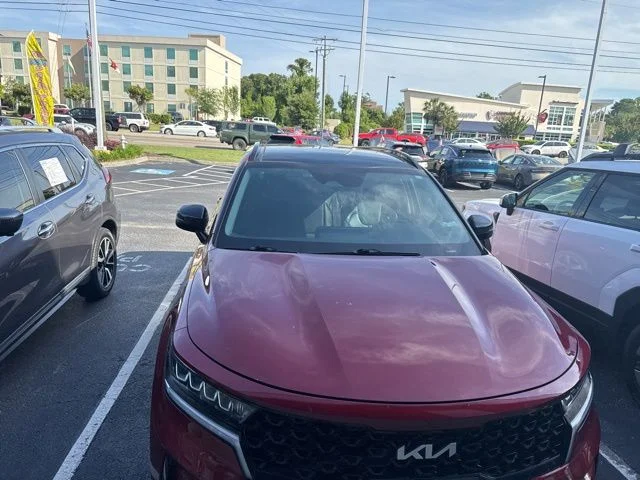 Used 2022 Red Kia S image 12