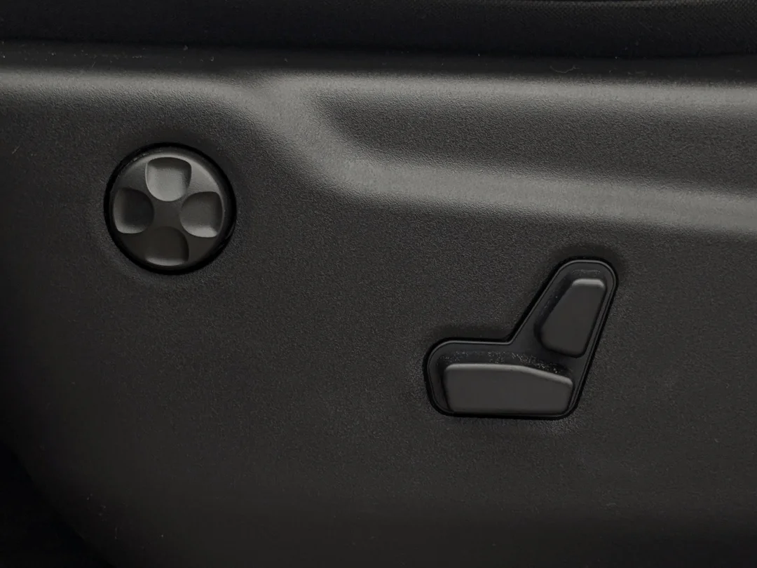New 2026 Grey Dodge GT Plus - - AWD - Blind- Spot Monitor - Heated Seats - Ventilated Seats - Memory Seats & More! image 14