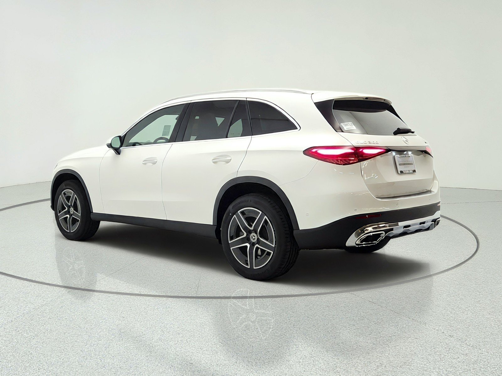 New 2026 Polar White Mercedes-Benz GLC 300 4MATIC® SUV image 28
