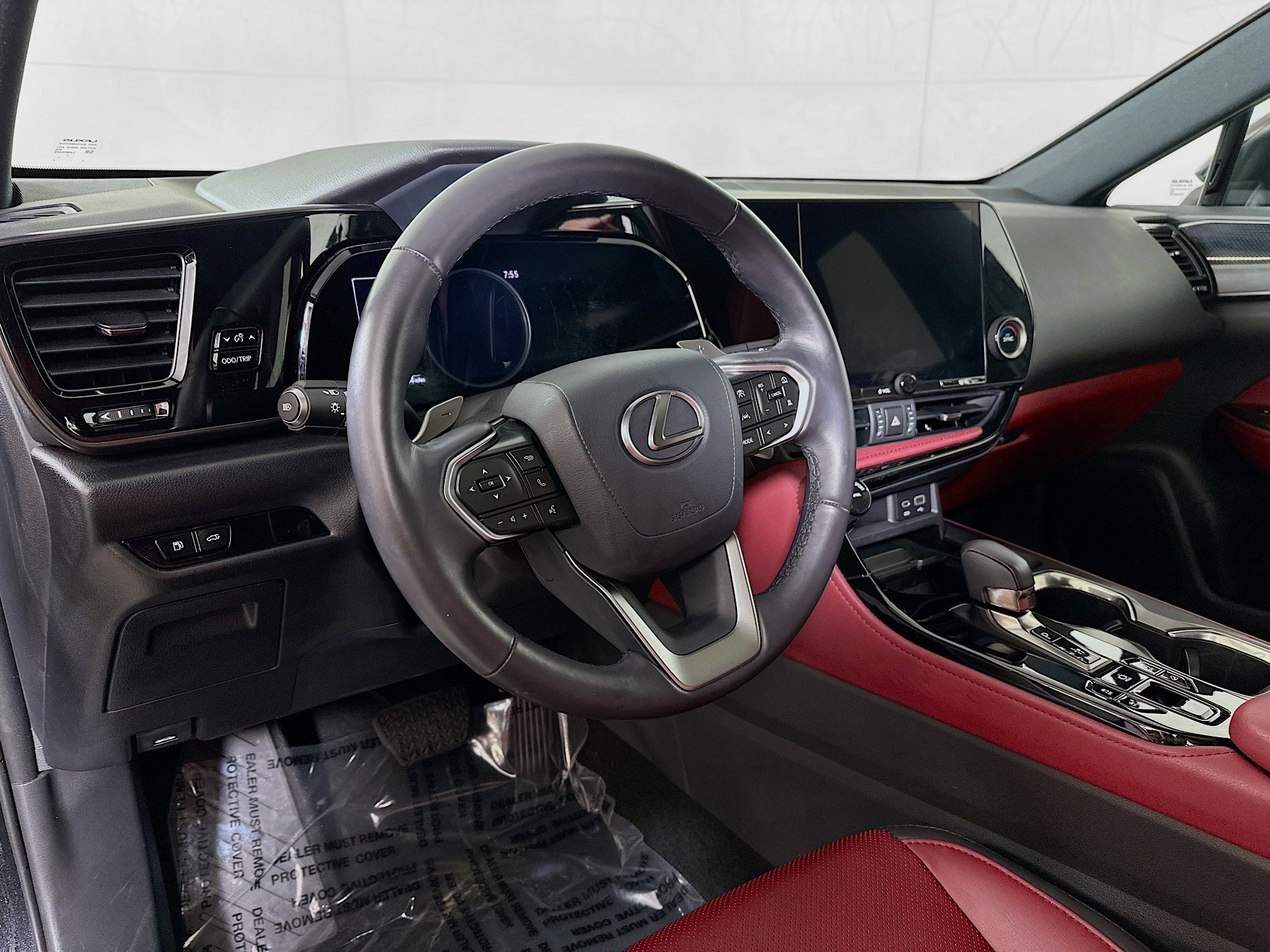 2025 Lexus NX 350 - Photo 9