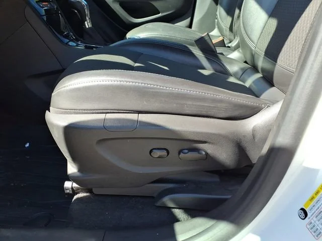 2019 Buick Encore Preferred - Photo 14