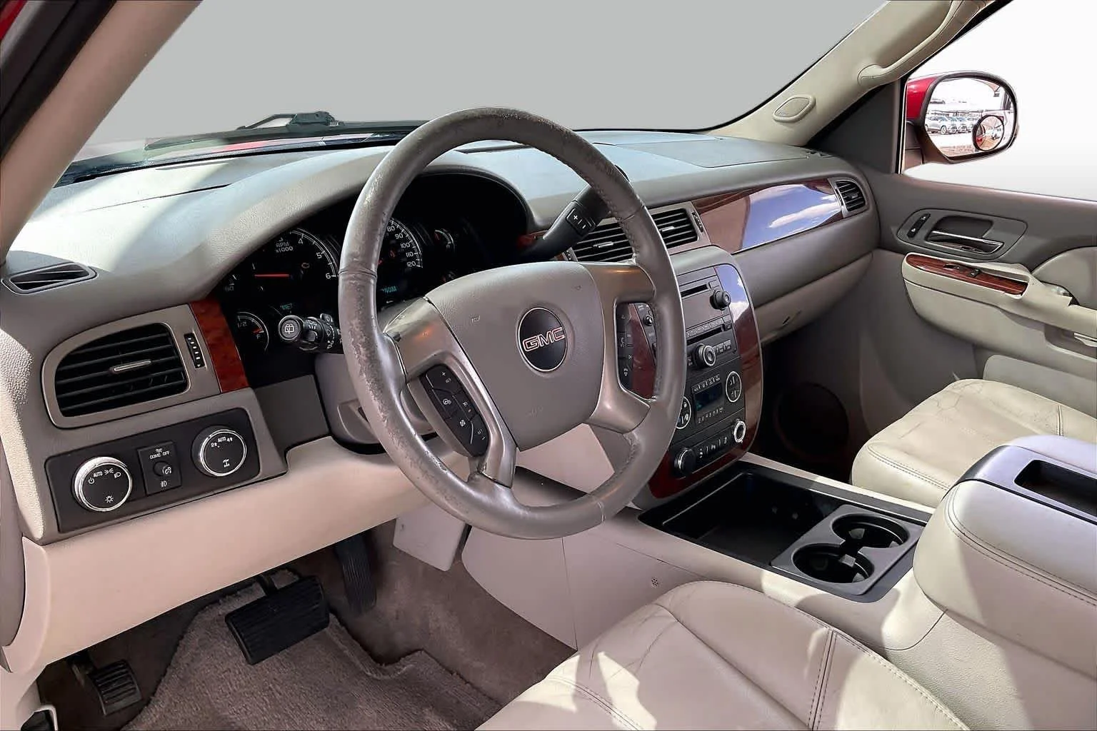 Used 2013 Crystal Red Tintcoat GMC SLT image 17