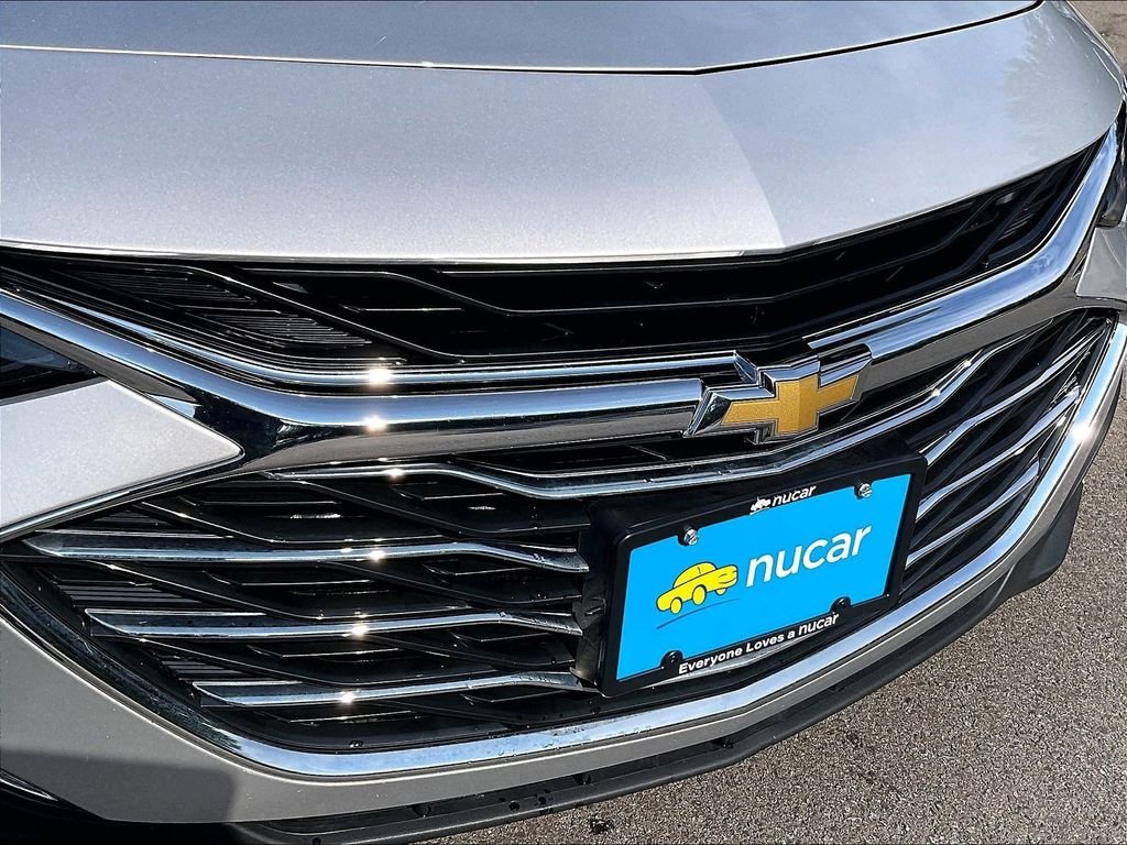 Used 2019 Silver Chevrolet LS image 28