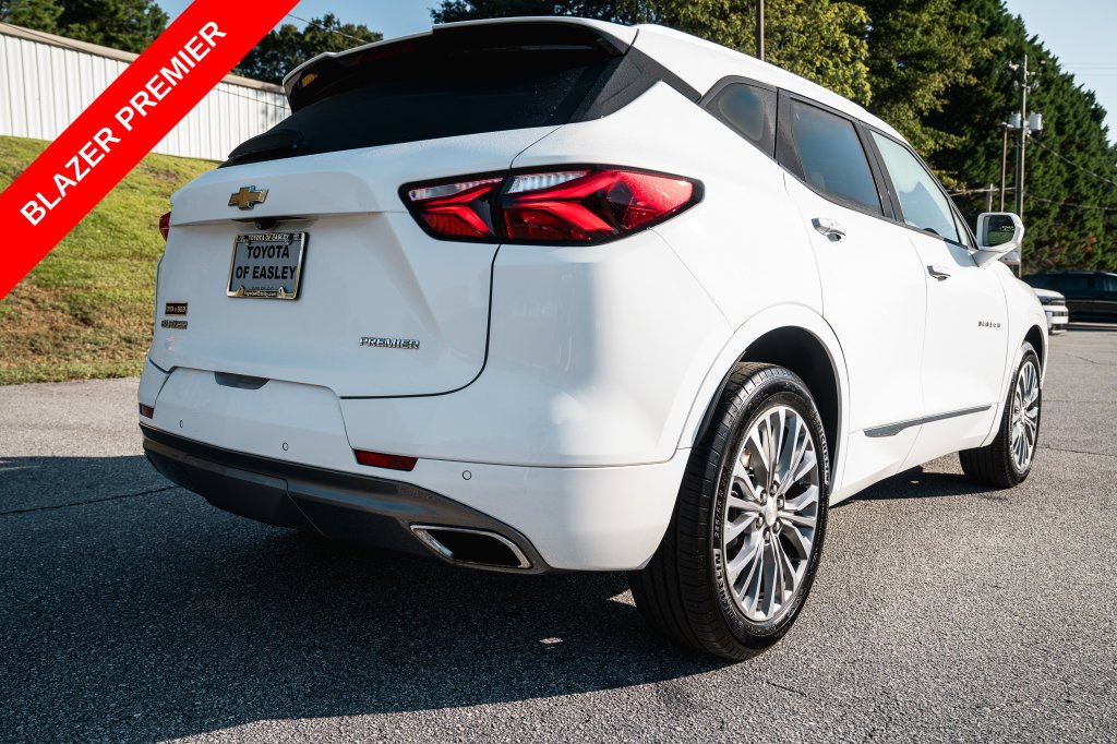 Used 2019 Summit White Chevrolet Premier image 8